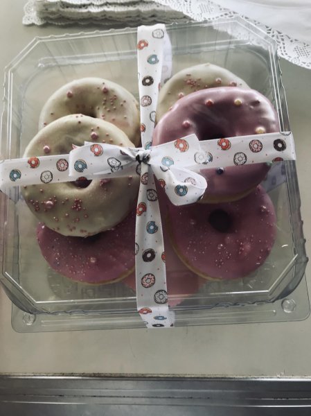 Mellissa's Zoete Lekkernijen - Party Box Donuts 