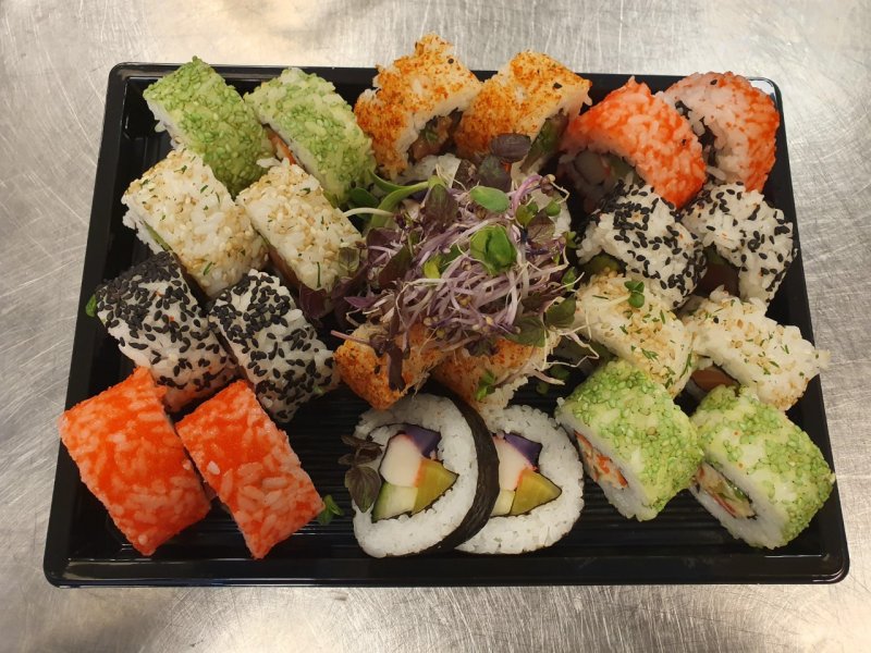 Partycare - Sushi Itamae box 24 stuks